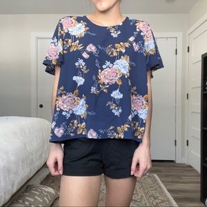 SOLD! Rewind Blue, Pink, & White Floral Short Sleeve Flowy Blouse - Size L